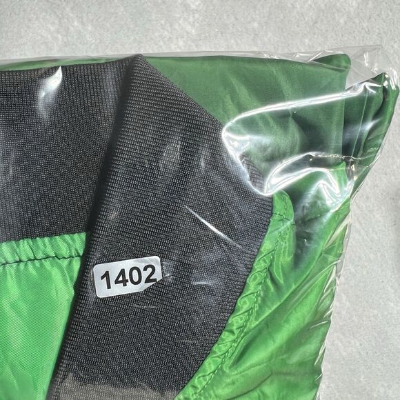 Boston Celtics Jacket L Green Black 2 Tone Limited Button Up NBA Basketball - Picture 11 of 11